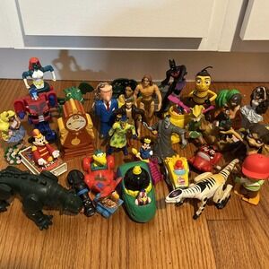 Vintage Lot Of 80's/90's/ 2000'McDonalds,‎ Burger King Fast Food Toys Happy Meal